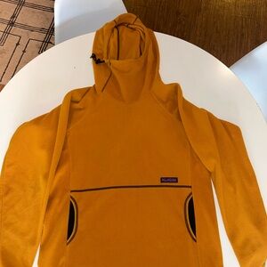 Never Worn Melazana L Fleece